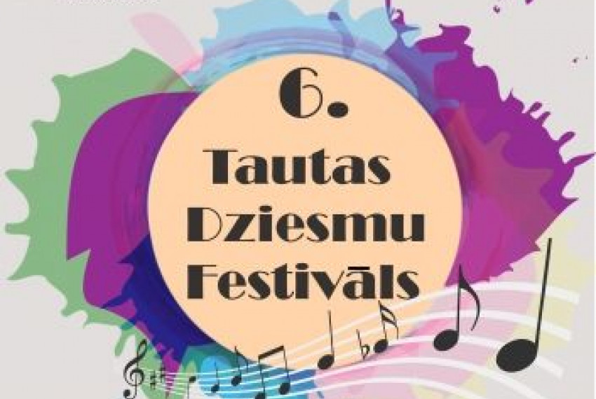 “Praļeski” iepina savus ziedus tautas dziesmu vainagā Līvānos