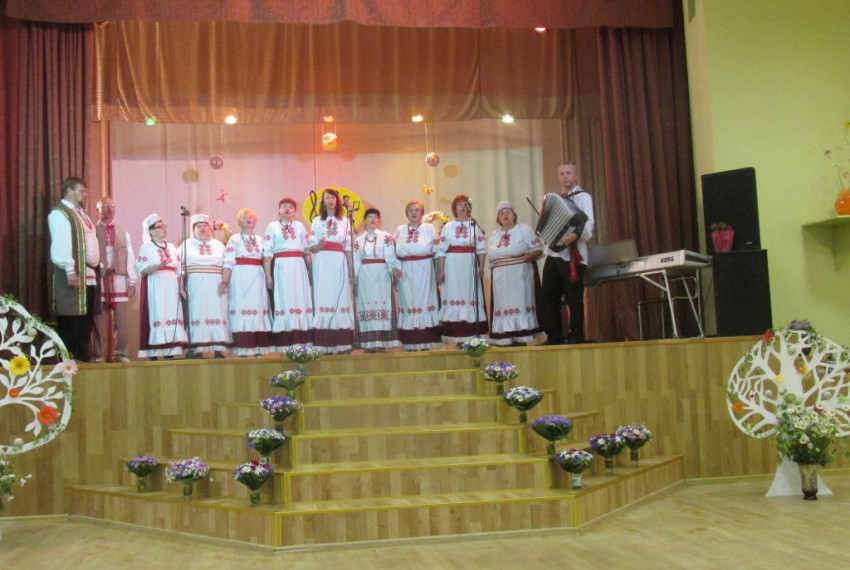 У Сілэнэ гучалі песні, сугучныя спевам птушак