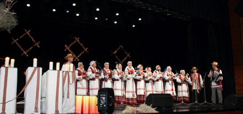 У Ліванскі вянок адзінства ўпляліся песні ансамбля “Купалінка”