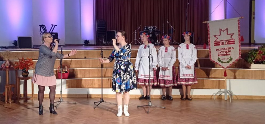Rudens balle Daugavpilī pulcē kultūru ziedēšanu