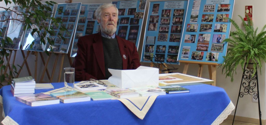 Dzejnieks Pāvels Plotņikovs ar radošo vakaru atzīmēja savu 80 gadu jubileju
