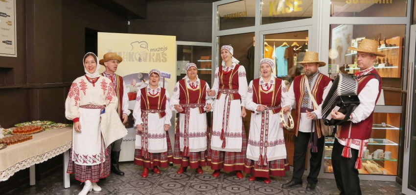 В Музее шмаковки дегустировали белорусскую крамбамбулю