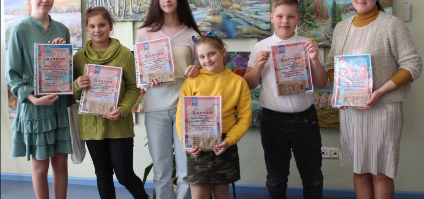 Bērnu studijas “Skārbnīca” dalībnieki zīmēja baltkrievu tautas pasakas