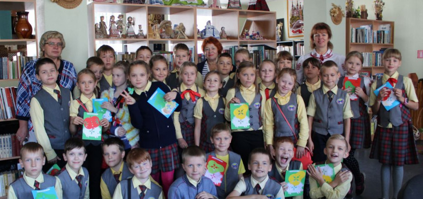 Skolēni iepazinās ar baltkrievu svētkiem “Bagač”