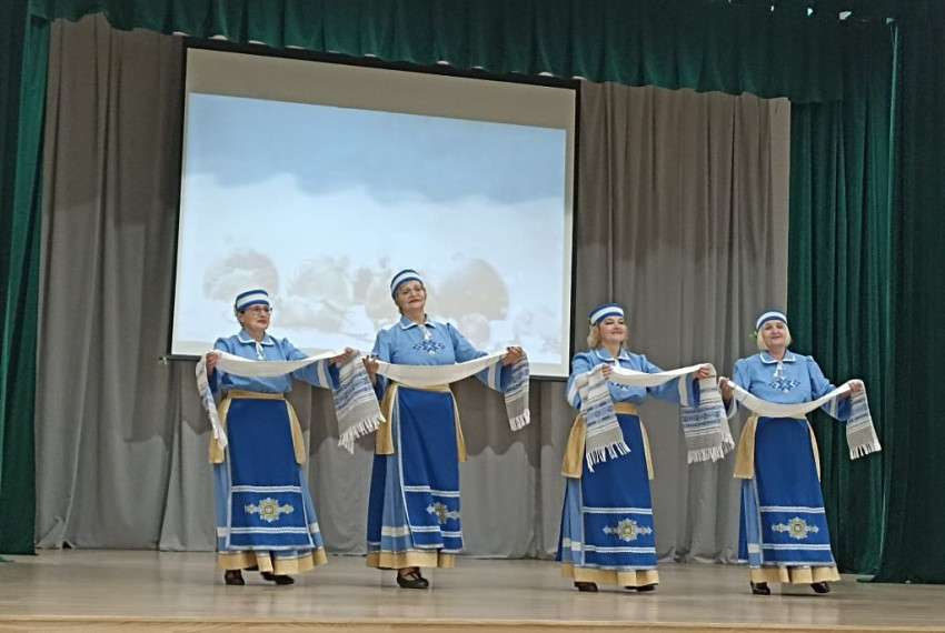 Вечар сямейных расказаў упрыгожылі “Лянок” і “Скарбніца”