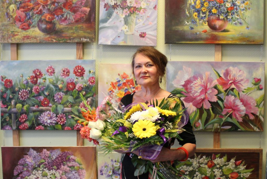 Дни белорусской культуры украсила выставка картин Велты Лоце