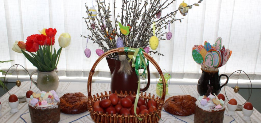 Ielu dziedātāji iepazīstināja ar baltkrievu Lieldienu tradīcijām