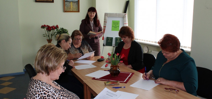 Diktāts baltkrievu valodā izpildīts “teicami”