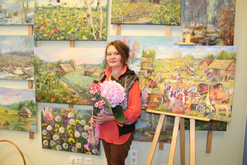 Образы родного края заиграли в картинах Велты Лоце